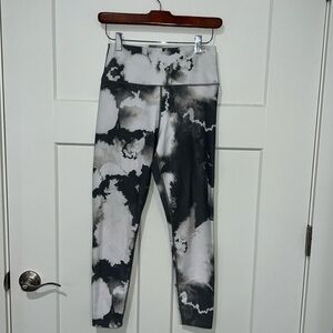 Sage Collective High Waisted 7/8 Legging Sz M